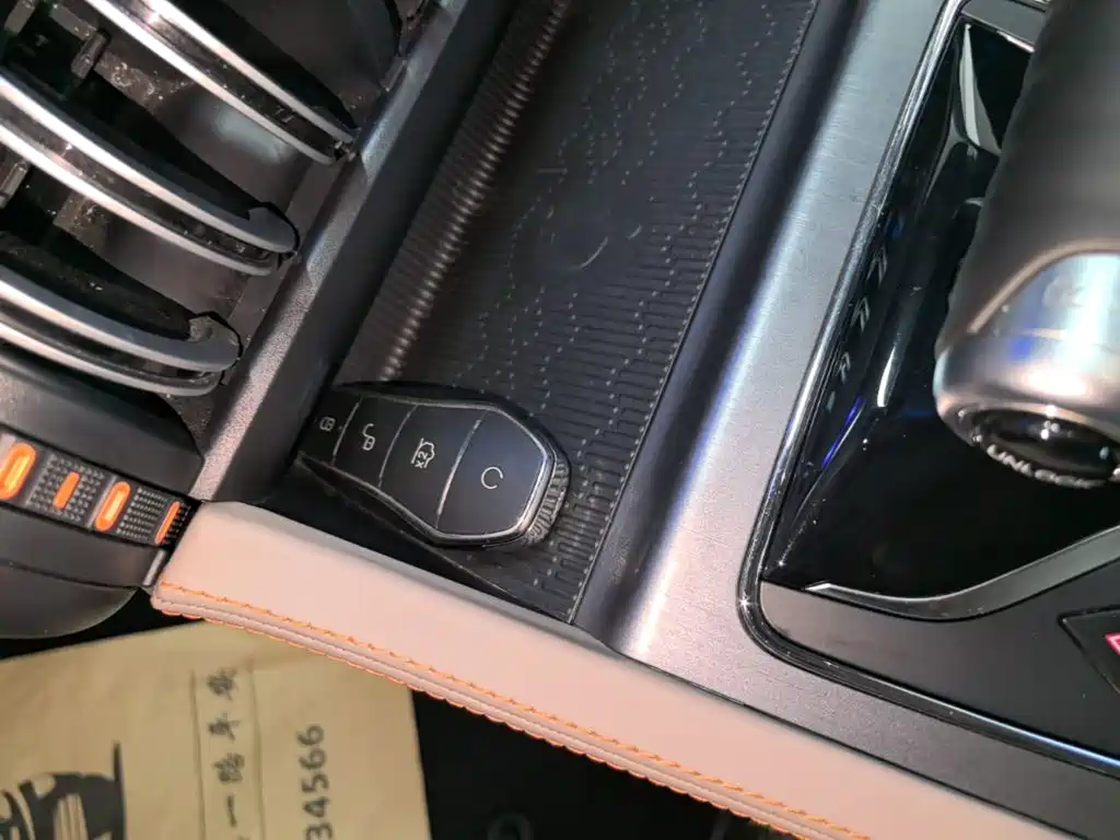 BYD Yuan Plus — миниатюра 9