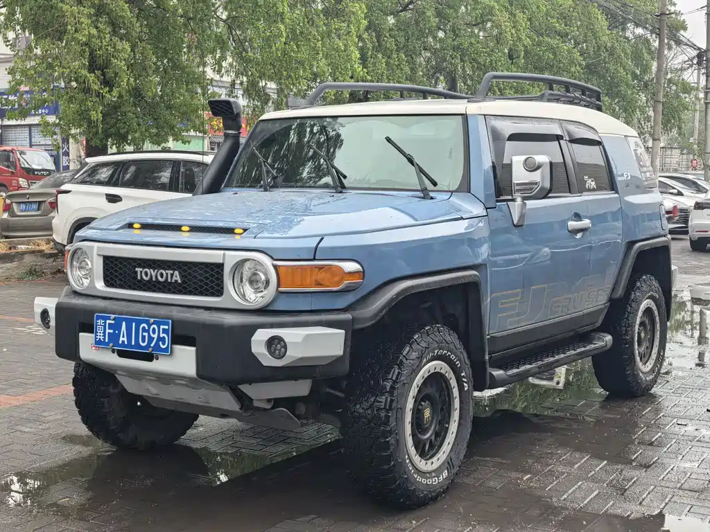 Toyota FJ Cruiser 2019