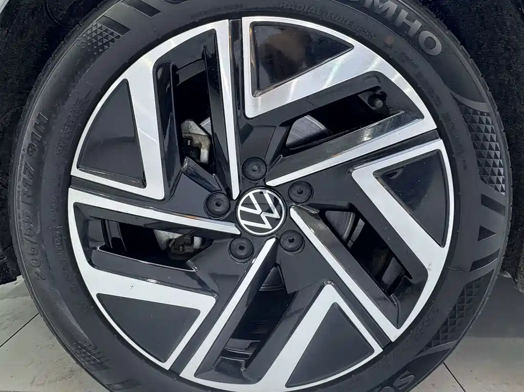 Volkswagen Sagitar — миниатюра 24