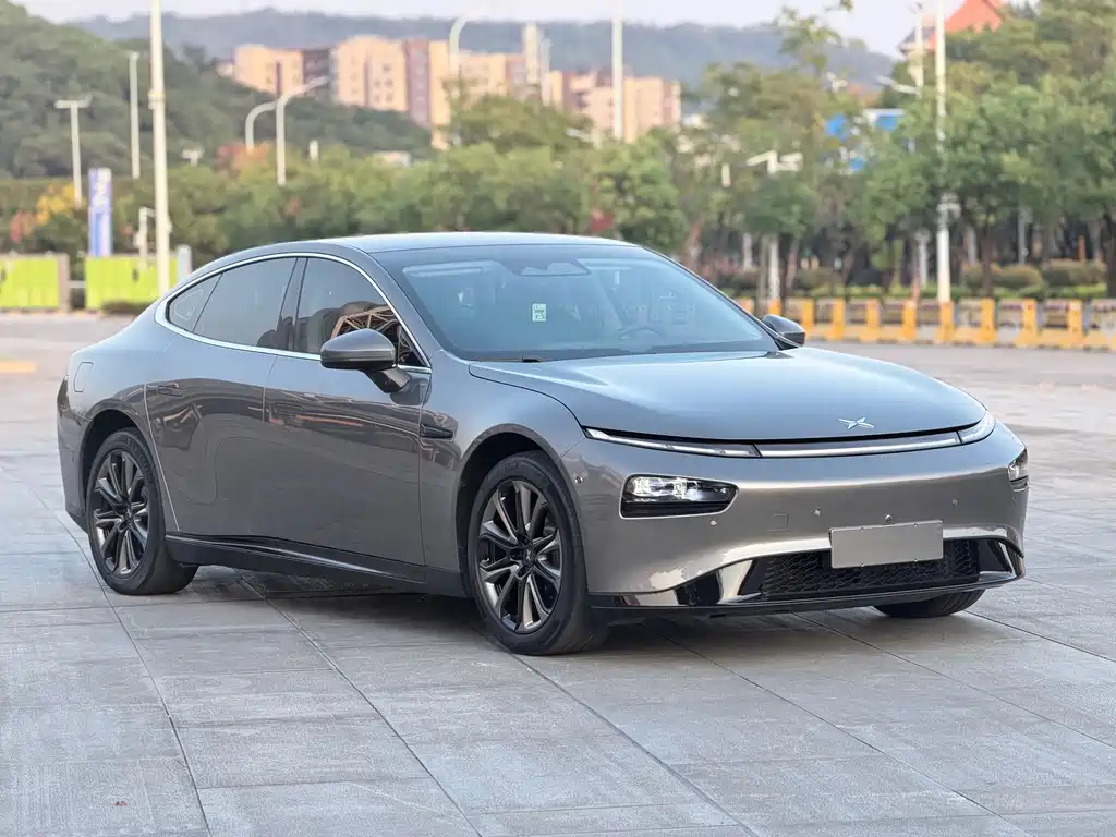 XPeng P7 — миниатюра 3