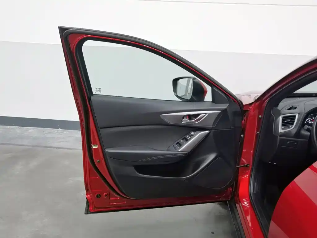 Mazda CX-4 — миниатюра 8