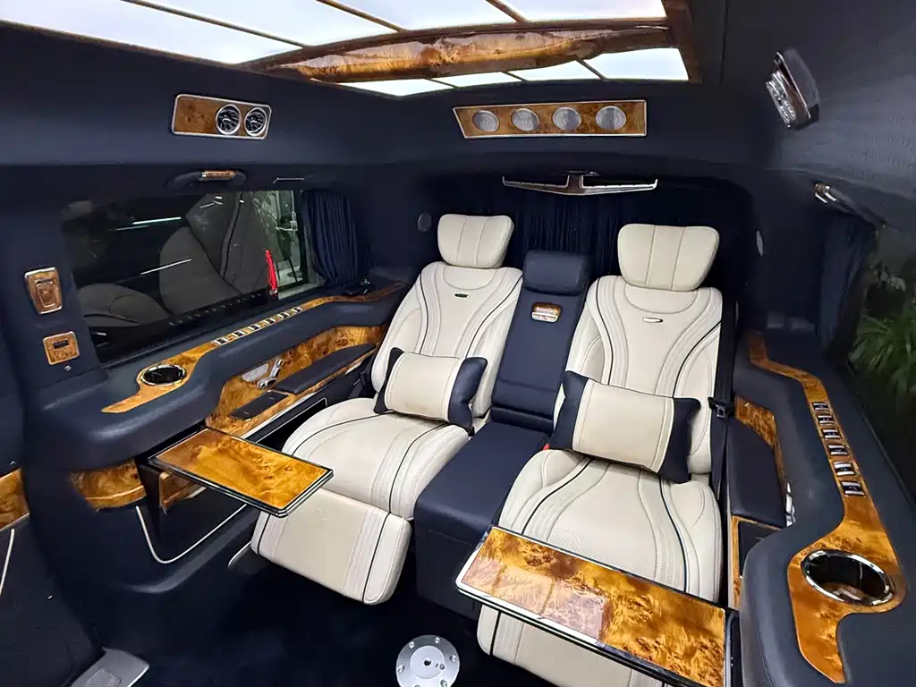 Mercedes-Benz V-Class — миниатюра 8