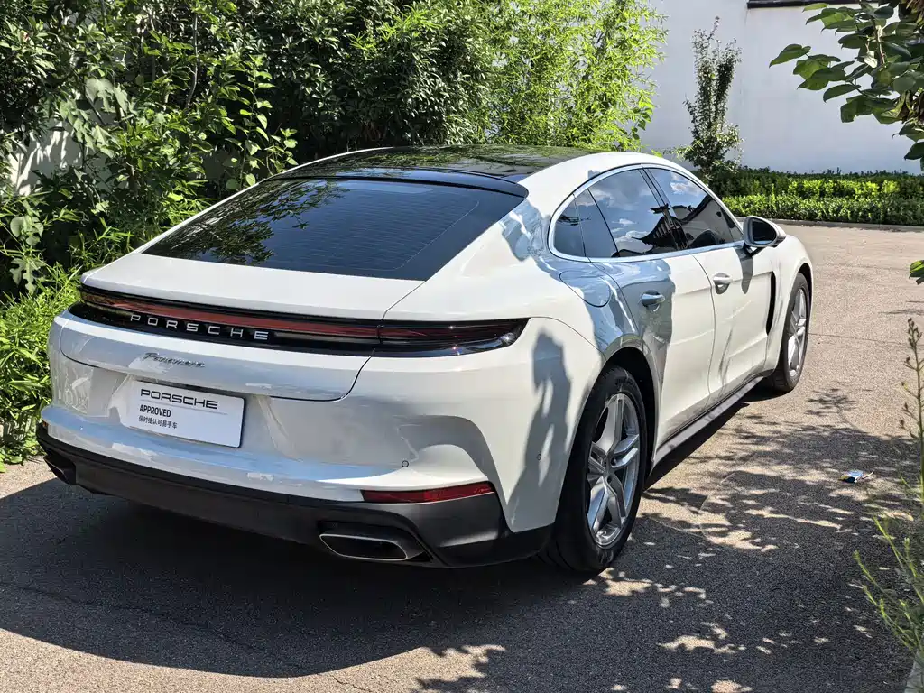 Porsche Panamera — миниатюра 10