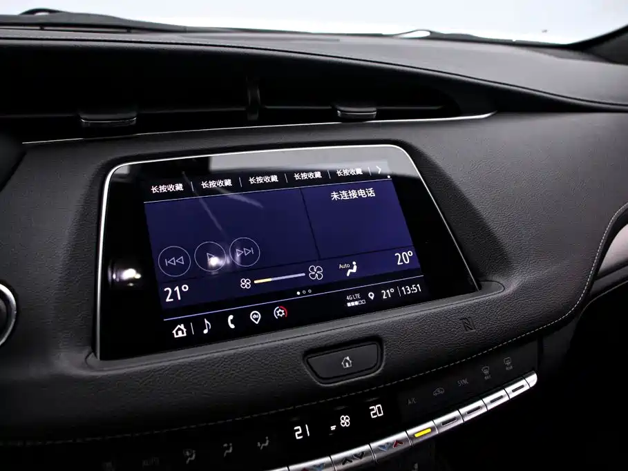 Cadillac XT4 — миниатюра 8