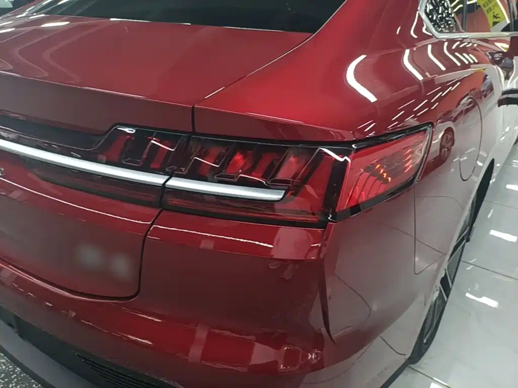 BYD Han — миниатюра 8