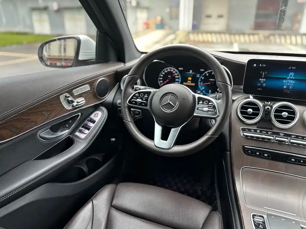 Mercedes-Benz GLC — миниатюра 13
