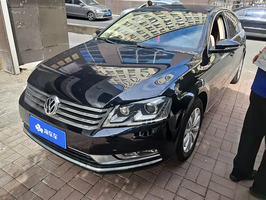 Volkswagen Magotan 2012