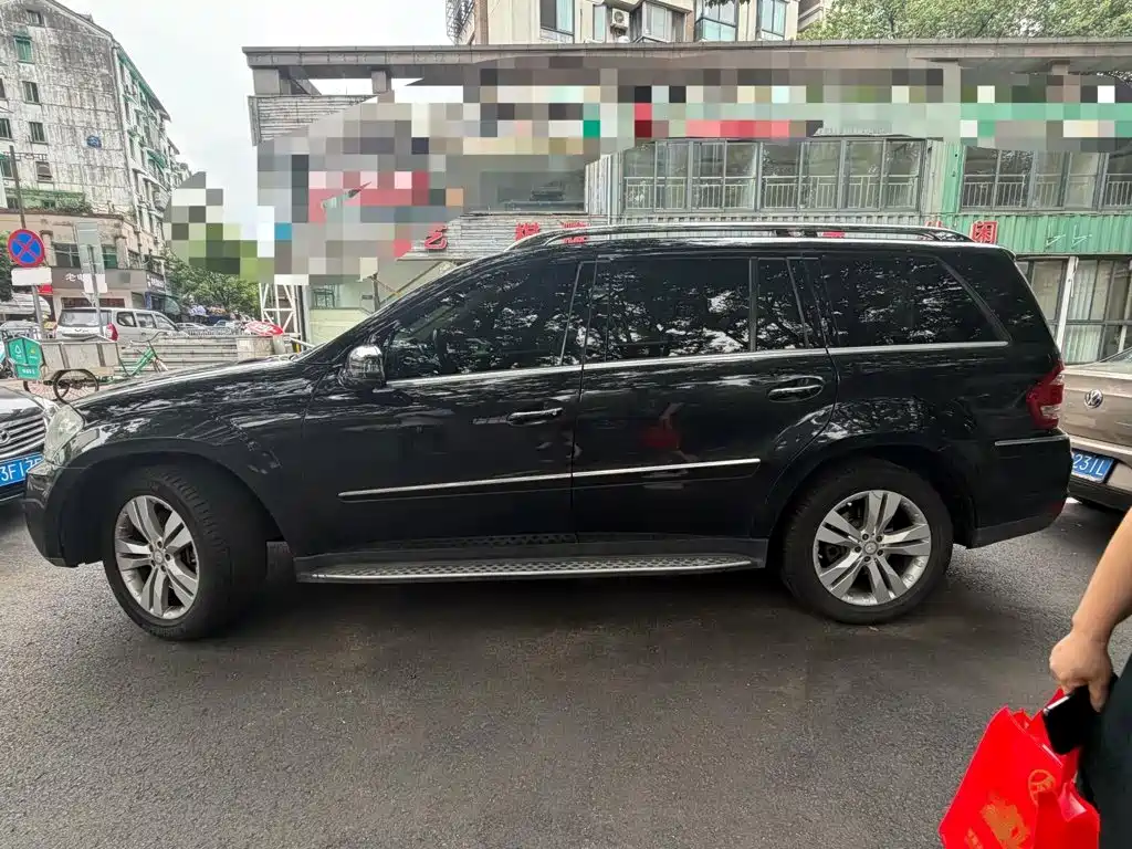 Mercedes-Benz GL-Class — миниатюра 11