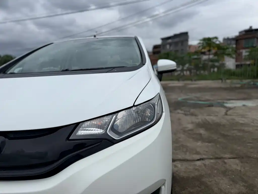 Honda Fit — миниатюра 15