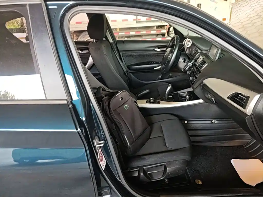 BMW 1 Series (Import) — миниатюра 25