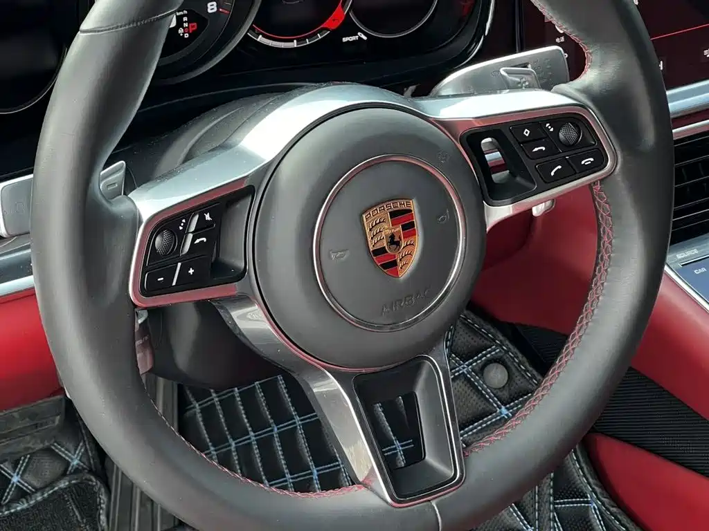Porsche Panamera — миниатюра 11