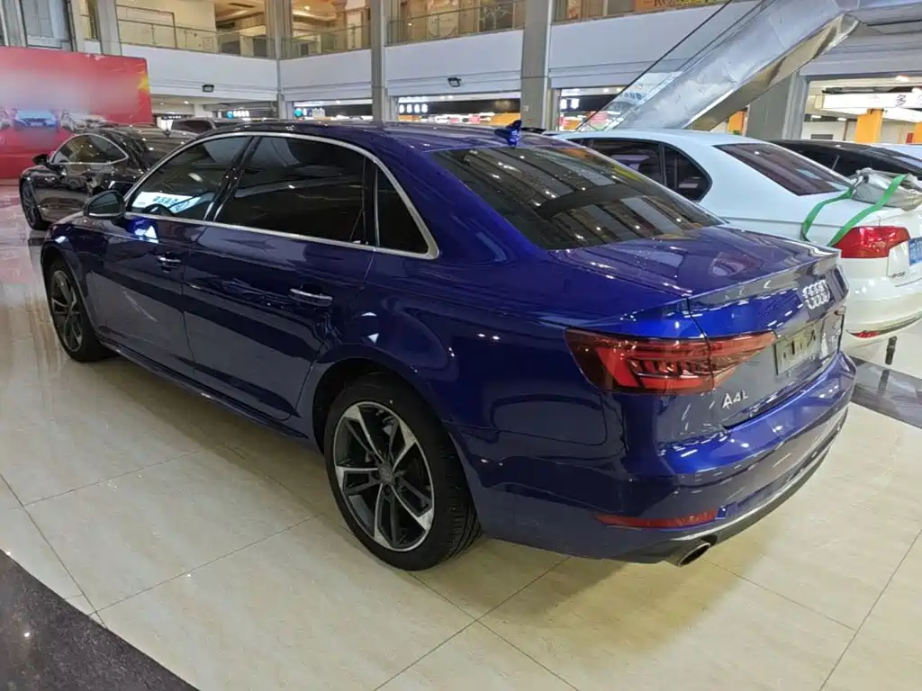 Audi A4L — миниатюра 5