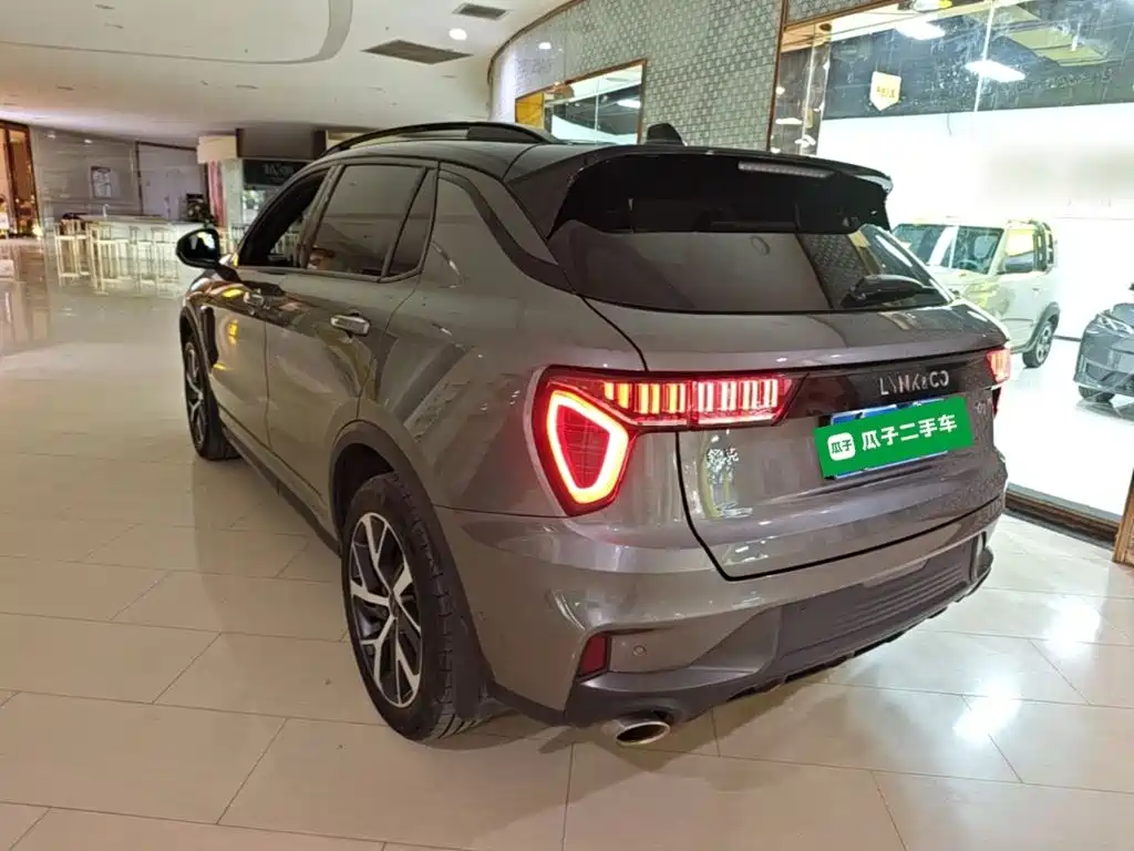 Lynk & Co 01 — миниатюра 5