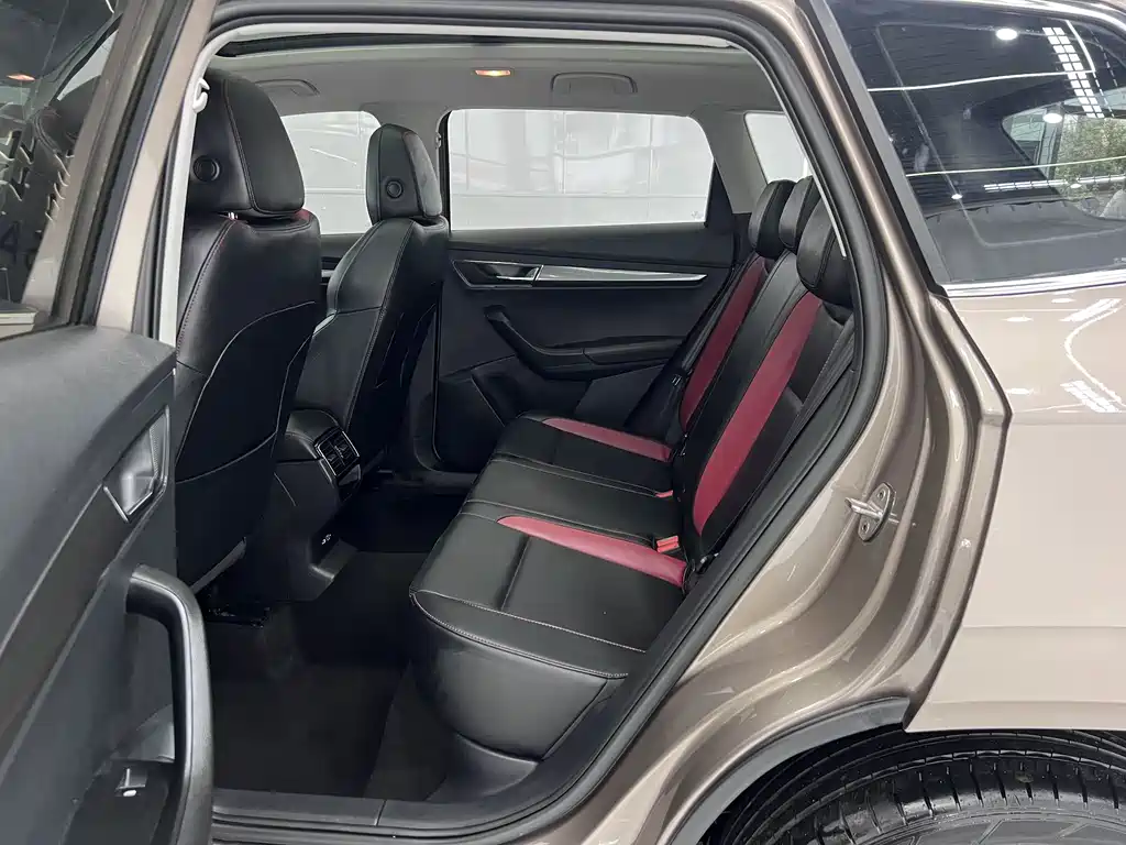 Skoda Karoq — миниатюра 14
