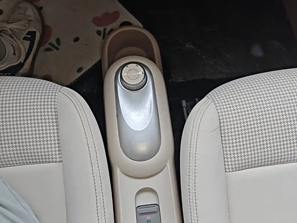Wuling MINIEV — миниатюра 14