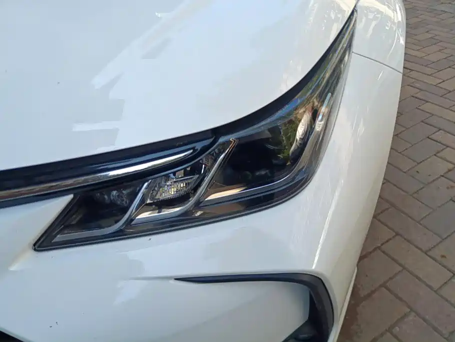 Toyota Corolla — миниатюра 5