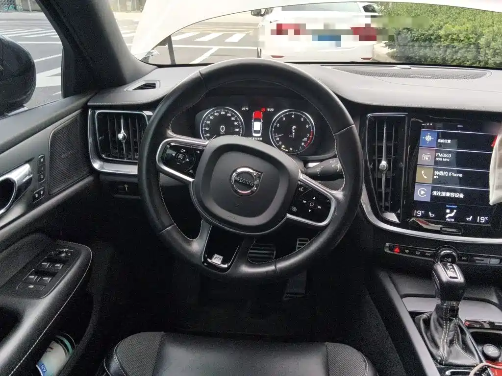 Volvo S60 — миниатюра 11