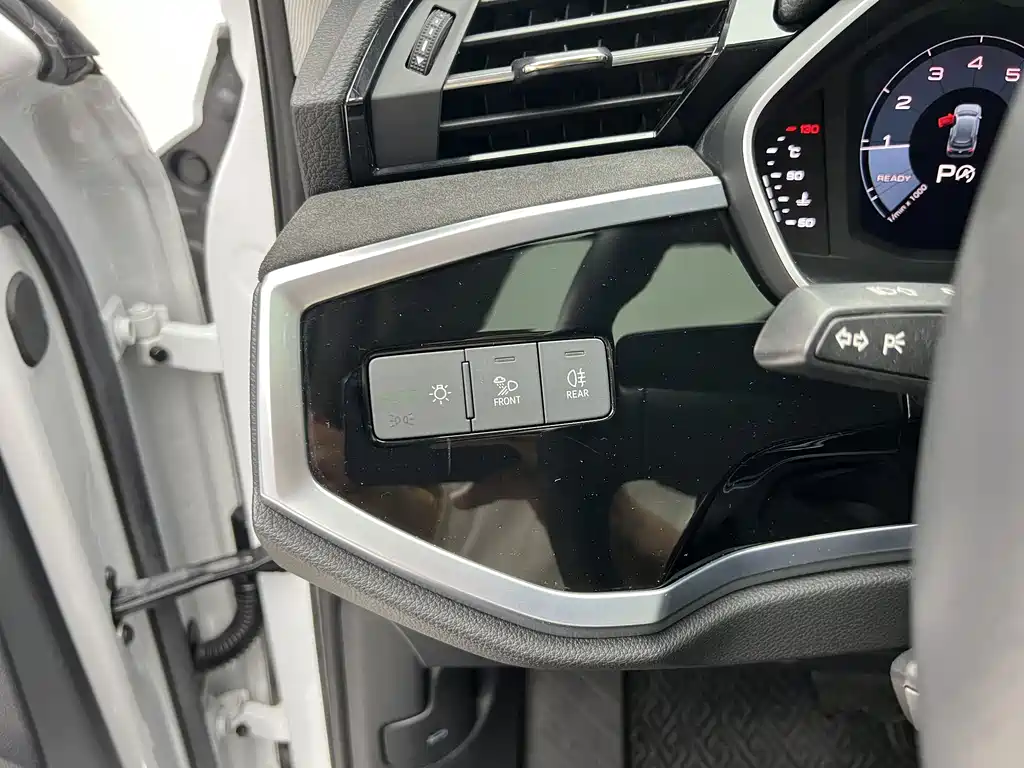 Audi Q3 — миниатюра 9