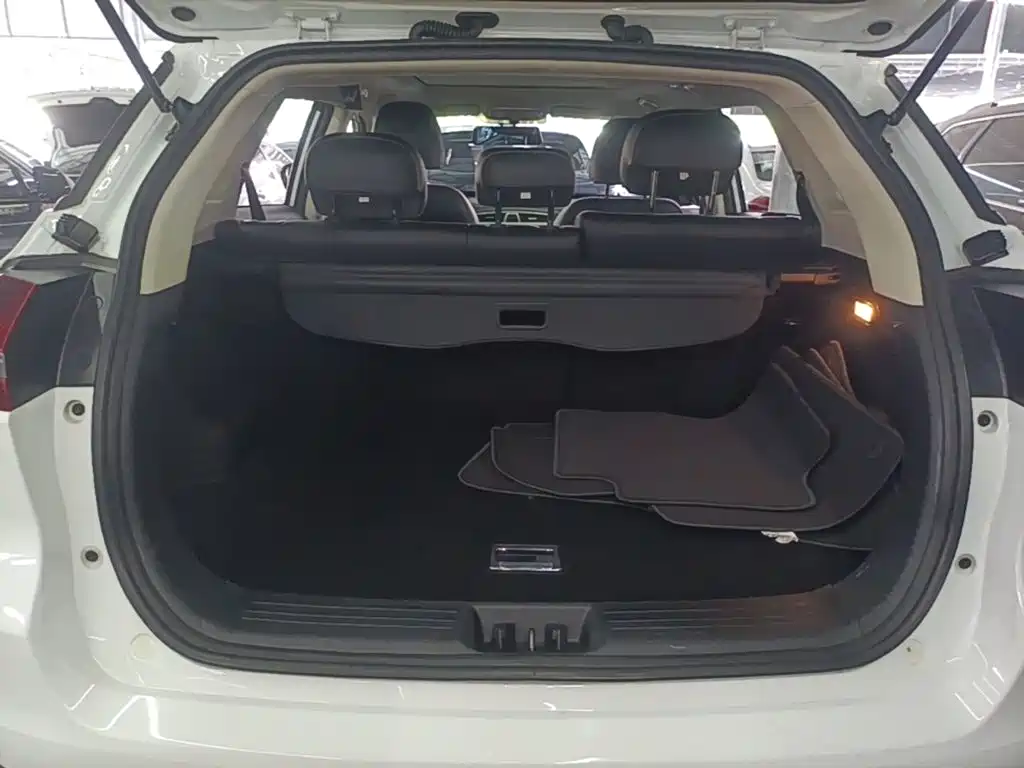 Geely Boyue — миниатюра 19