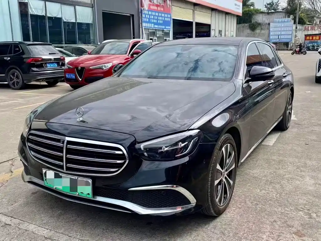 2022 Mercedes-Benz E-klasse - zdjęcie 1 z 6
