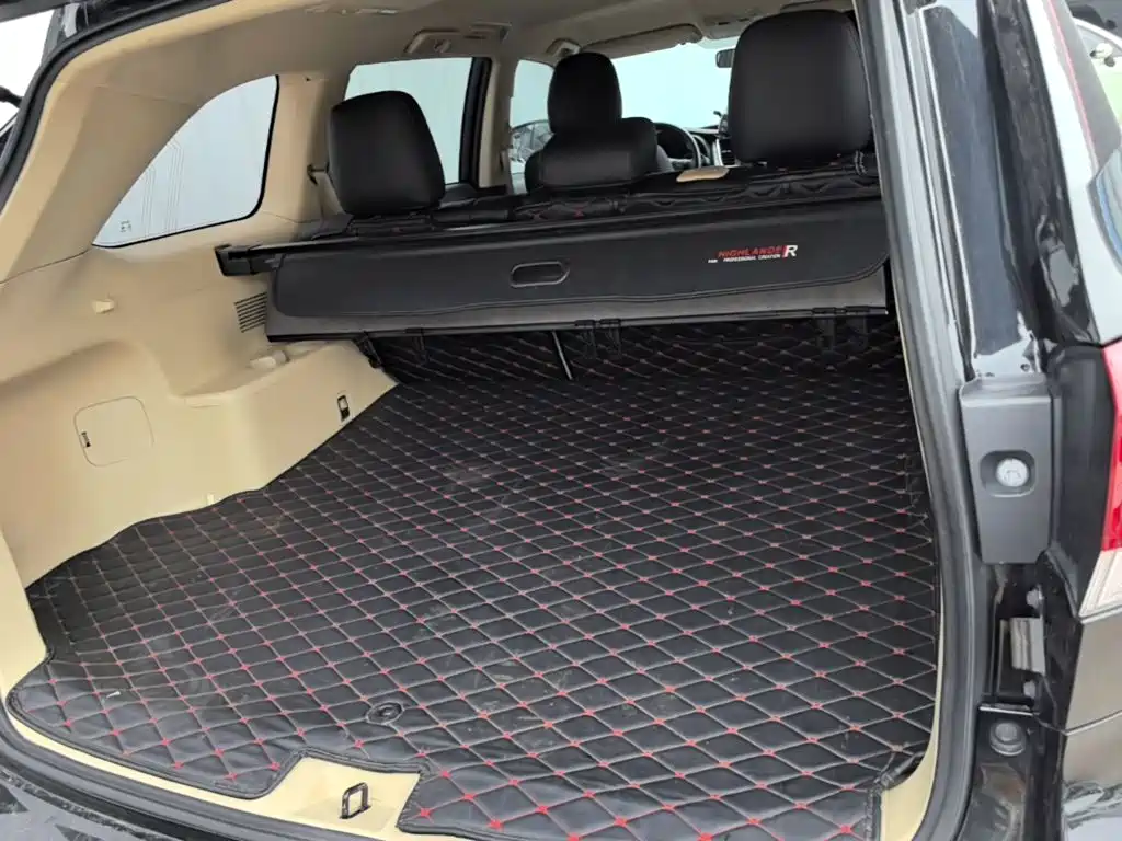 Toyota Highlander — миниатюра 19