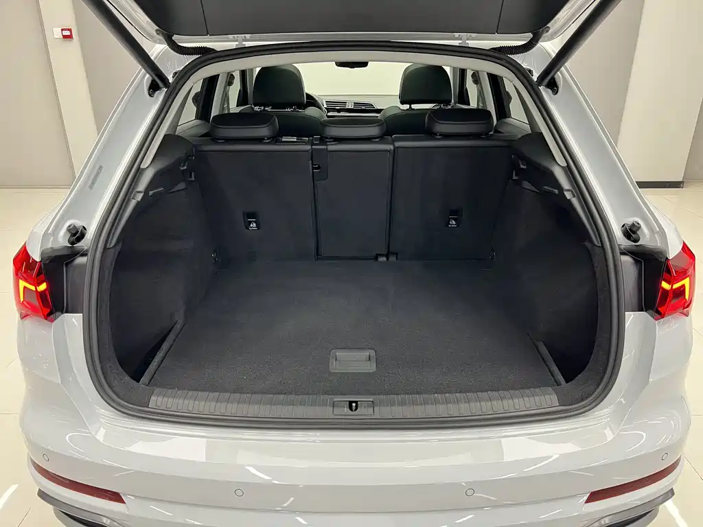 Audi Q3 — миниатюра 5
