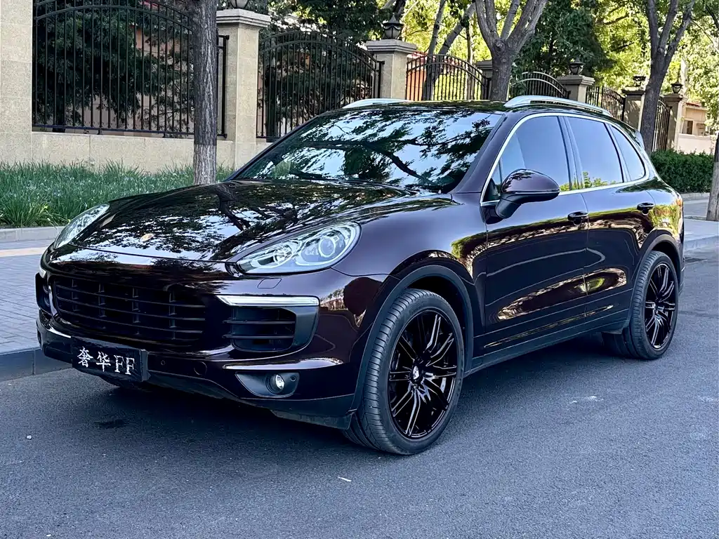 Porsche Cayenne 2016