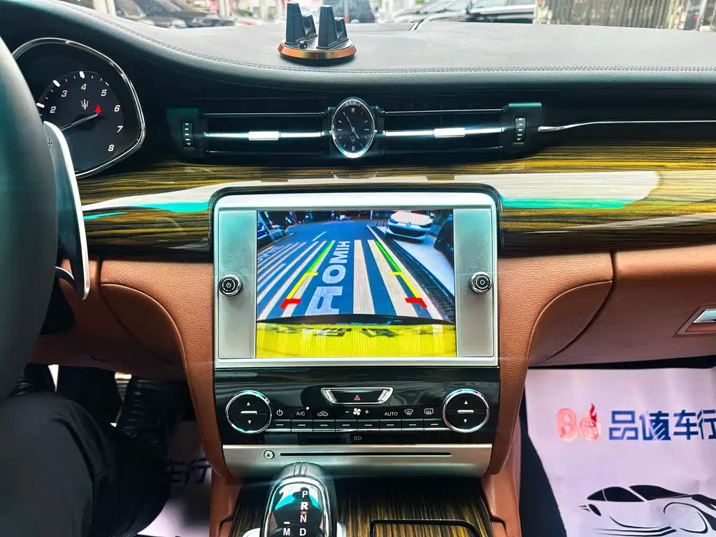 Maserati Quattroporte — миниатюра 11