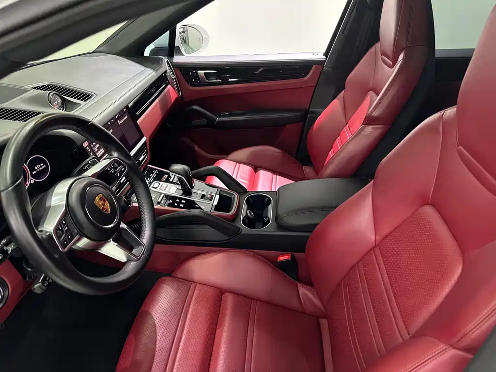 Porsche Cayenne — миниатюра 14
