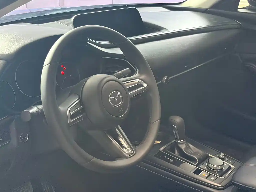 Mazda CX-30 — миниатюра 13