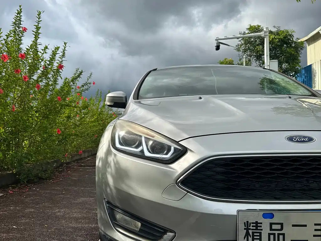 Ford Focus — миниатюра 5