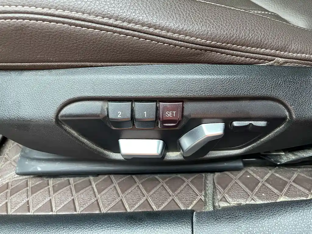 BMW 1 Series — миниатюра 17