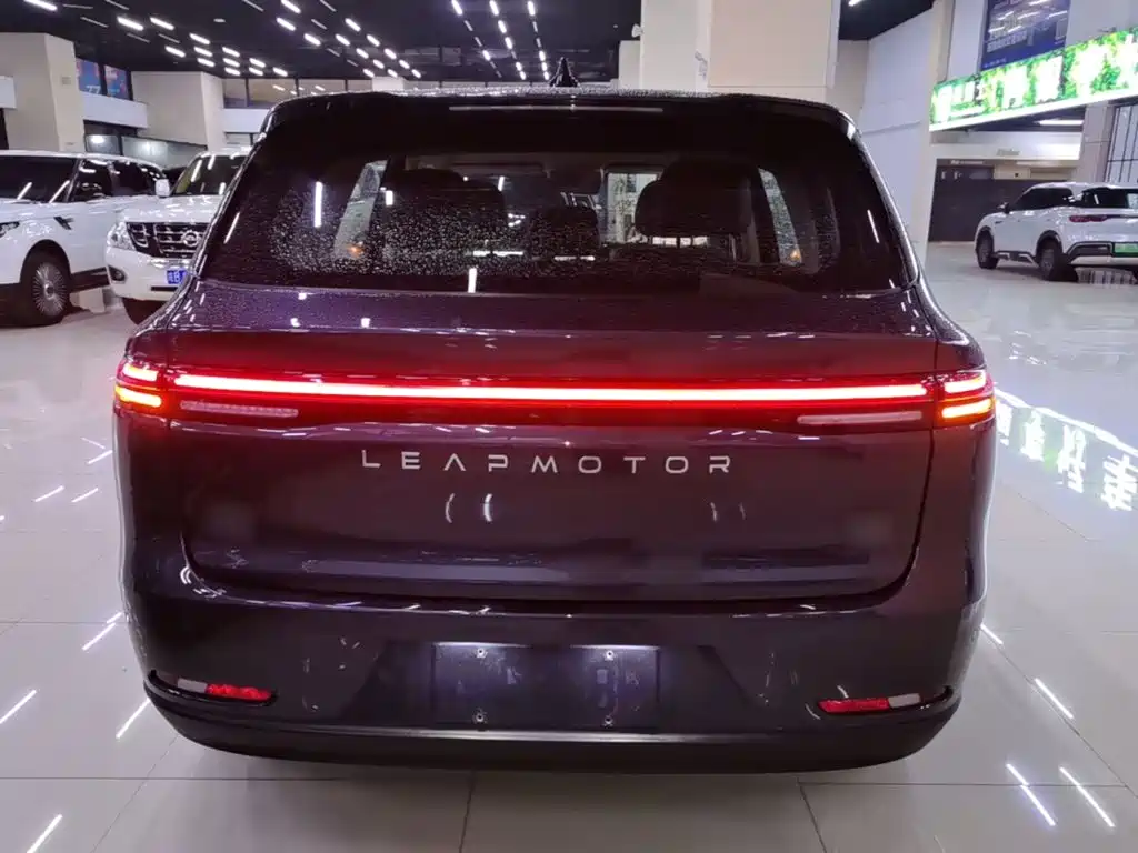 Leapmotor Leapmotor C10 — миниатюра 6