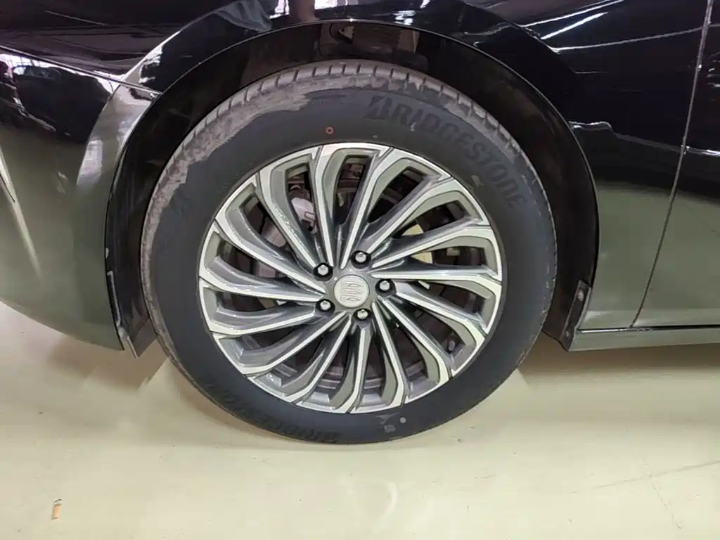 Buick LaCrosse — миниатюра 23