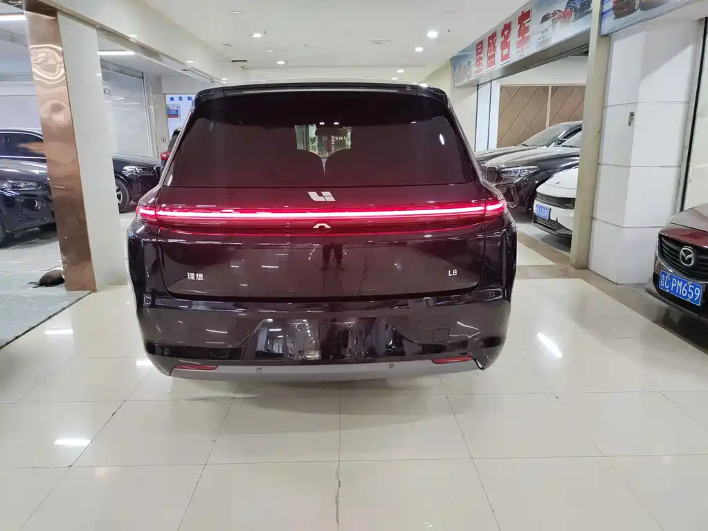 Li Auto IDEAL L8