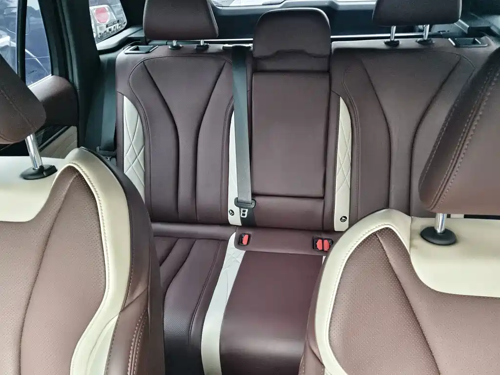 Geely Xingyue L — миниатюра 10