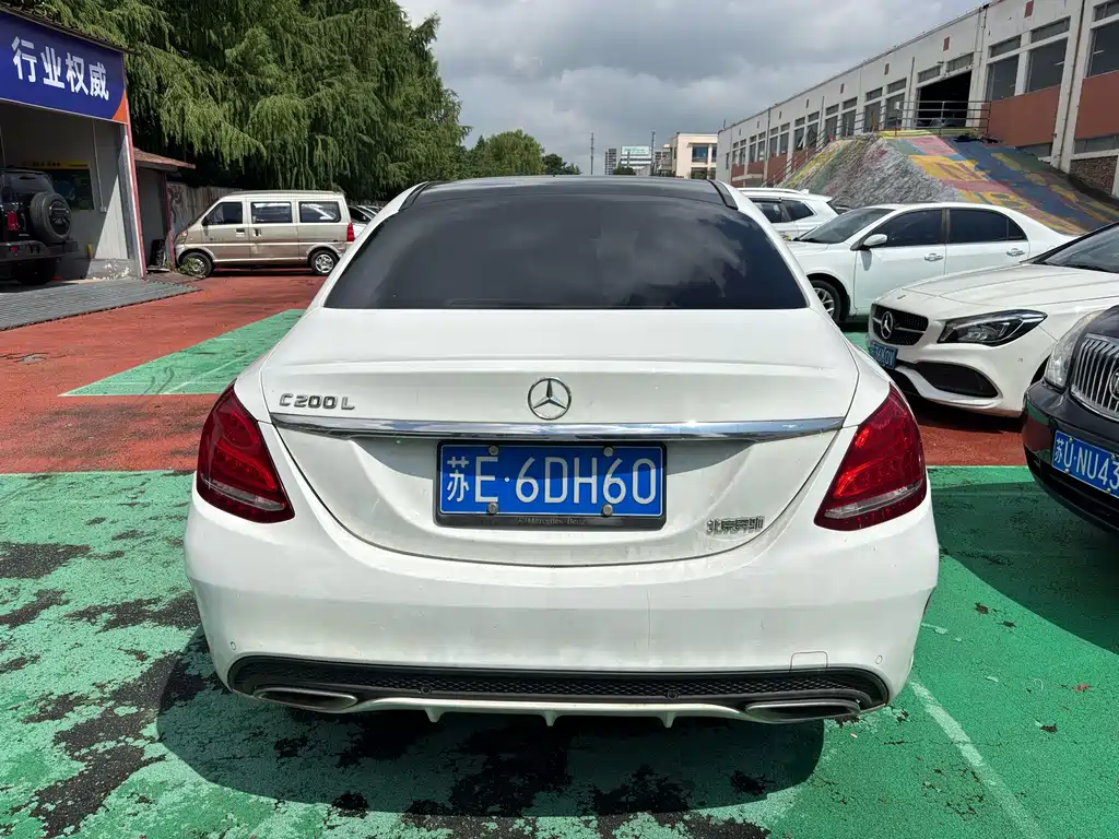 Mercedes-Benz C-Class — миниатюра 4