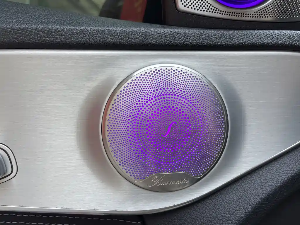 Mercedes-Benz C-Class — миниатюра 14