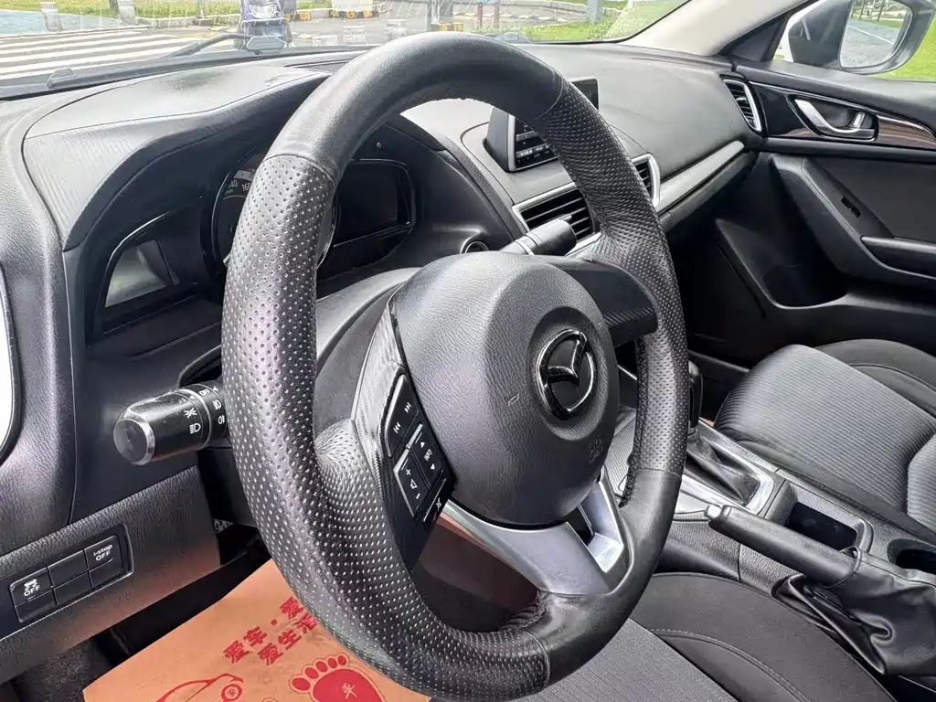 Mazda 3 Axela — миниатюра 9