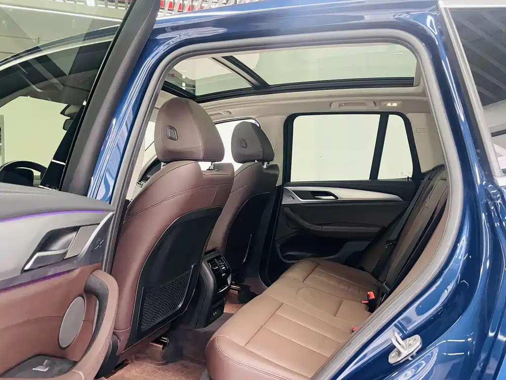 BMW iX3 — миниатюра 10