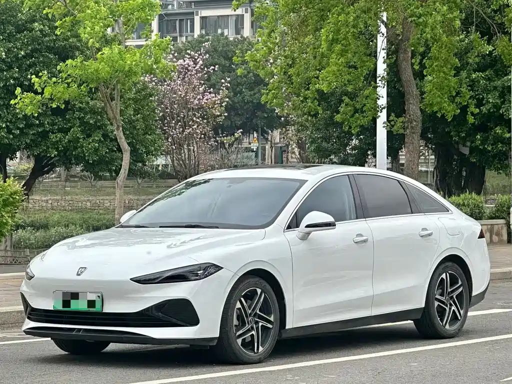 Roewe D7 2024
