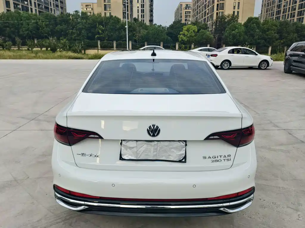 Volkswagen Sagitar — миниатюра 4