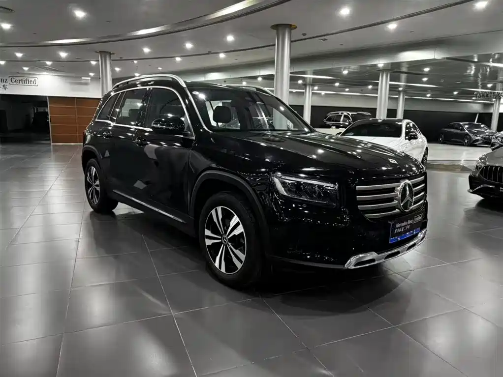 Mercedes-Benz GLB — миниатюра 7