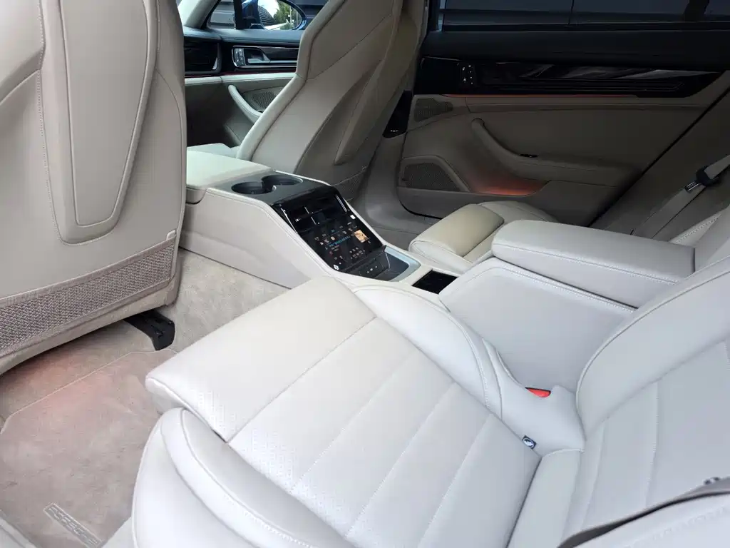 Porsche Panamera — миниатюра 9