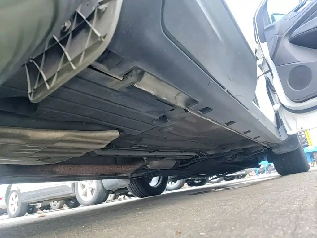 Ford Kuga — миниатюра 21
