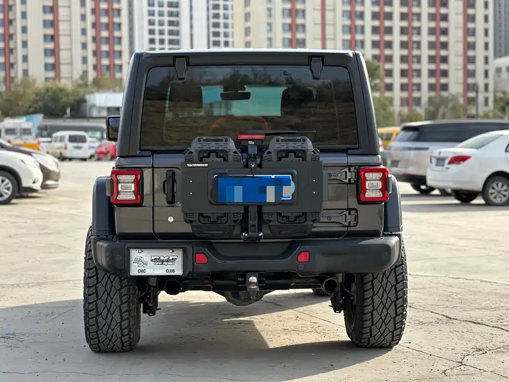 Jeep Wrangler — миниатюра 6