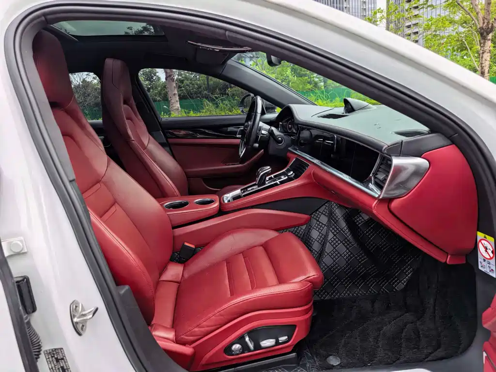 Porsche Panamera — миниатюра 8