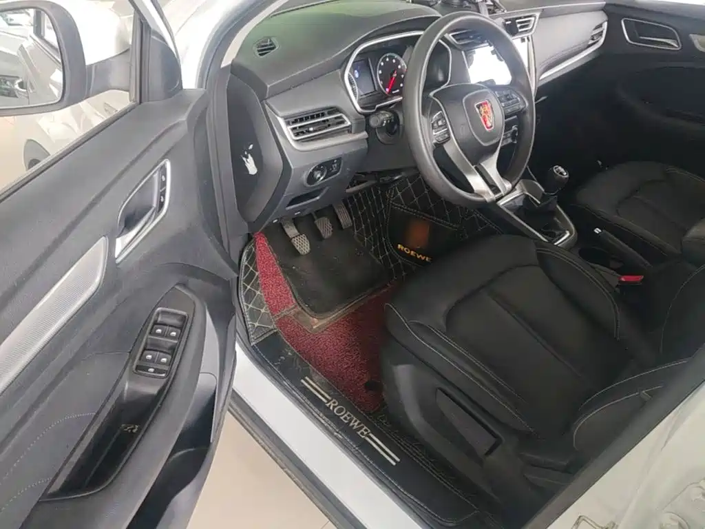 Roewe RX3 — миниатюра 16