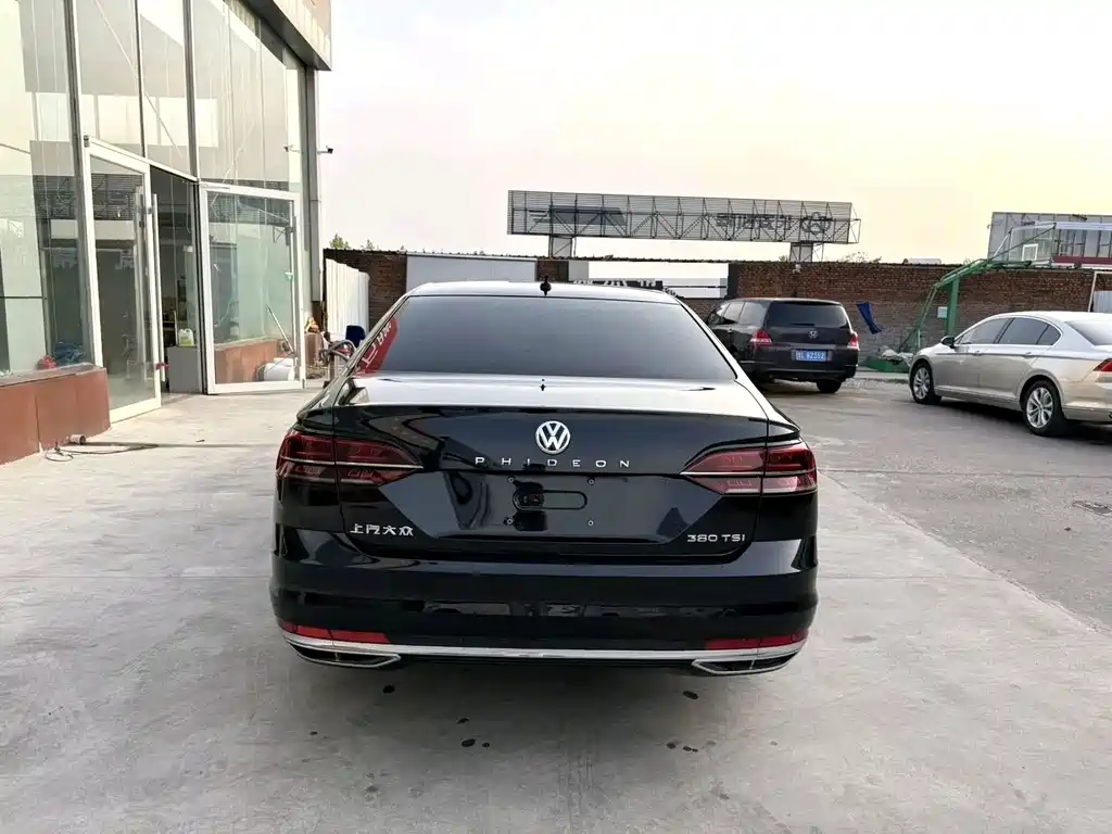 Volkswagen Phideon — миниатюра 7