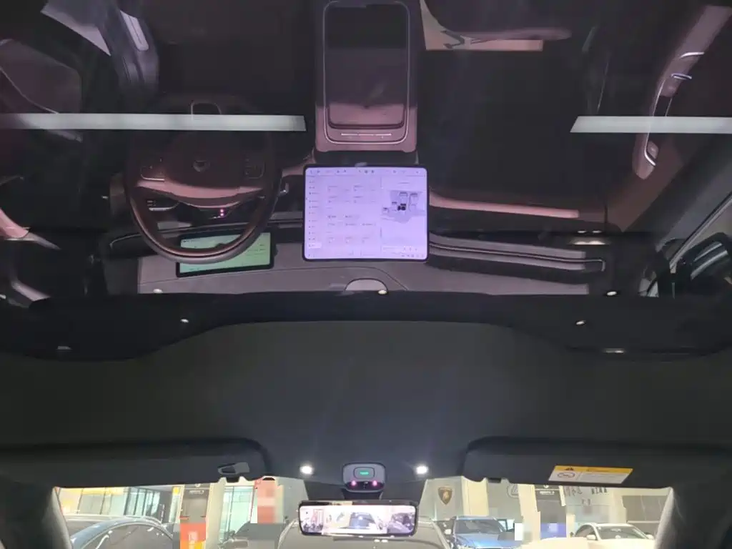 NIO EC6 — миниатюра 18